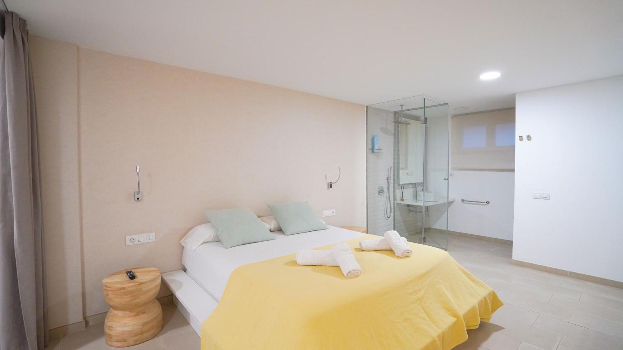 Oceanside Luxury Loft - Fast Wi-fi - Workstations Corralejo