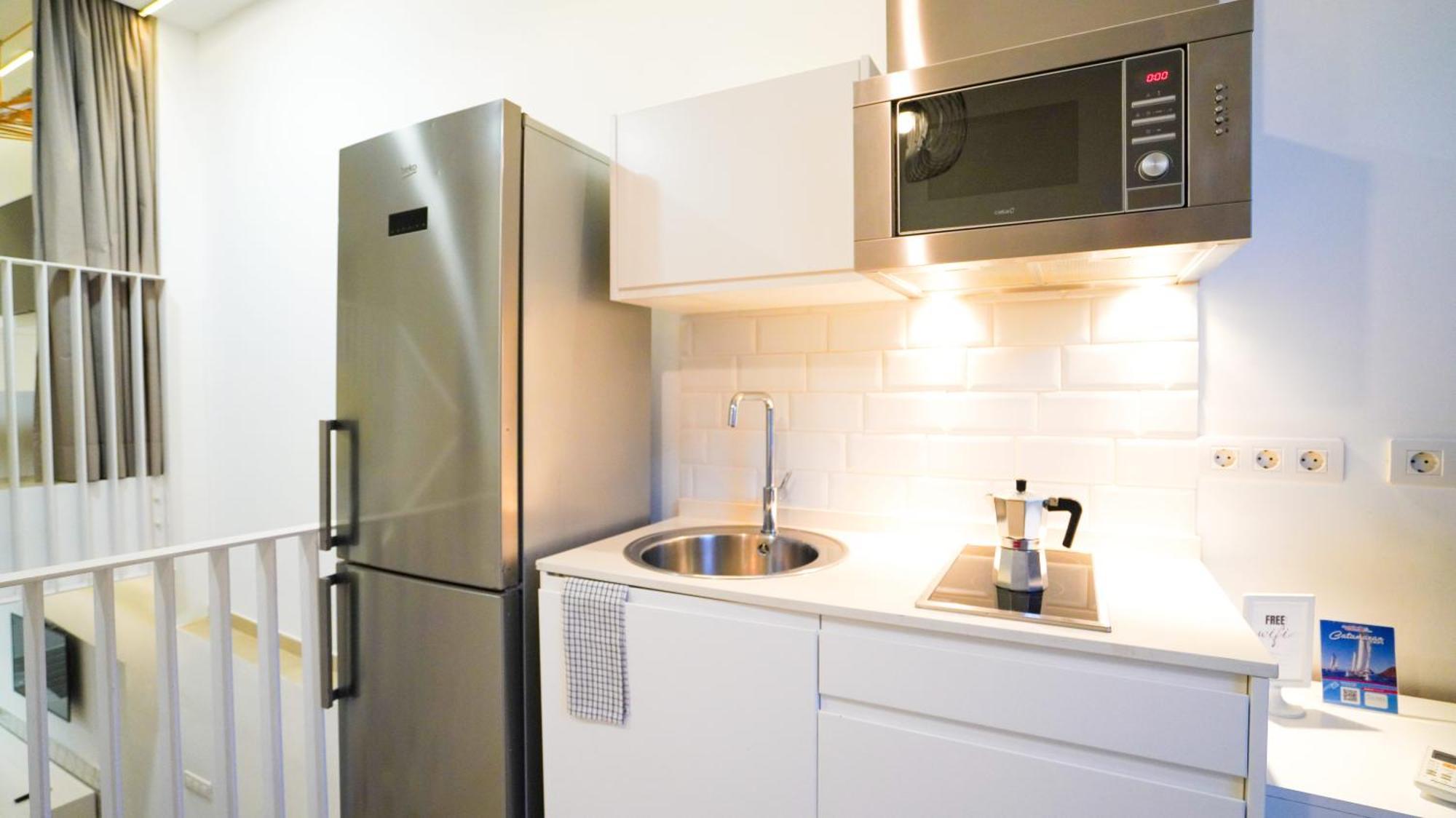 Oceanside Luxury Loft - Fast Wi-fi - Workstations Corralejo